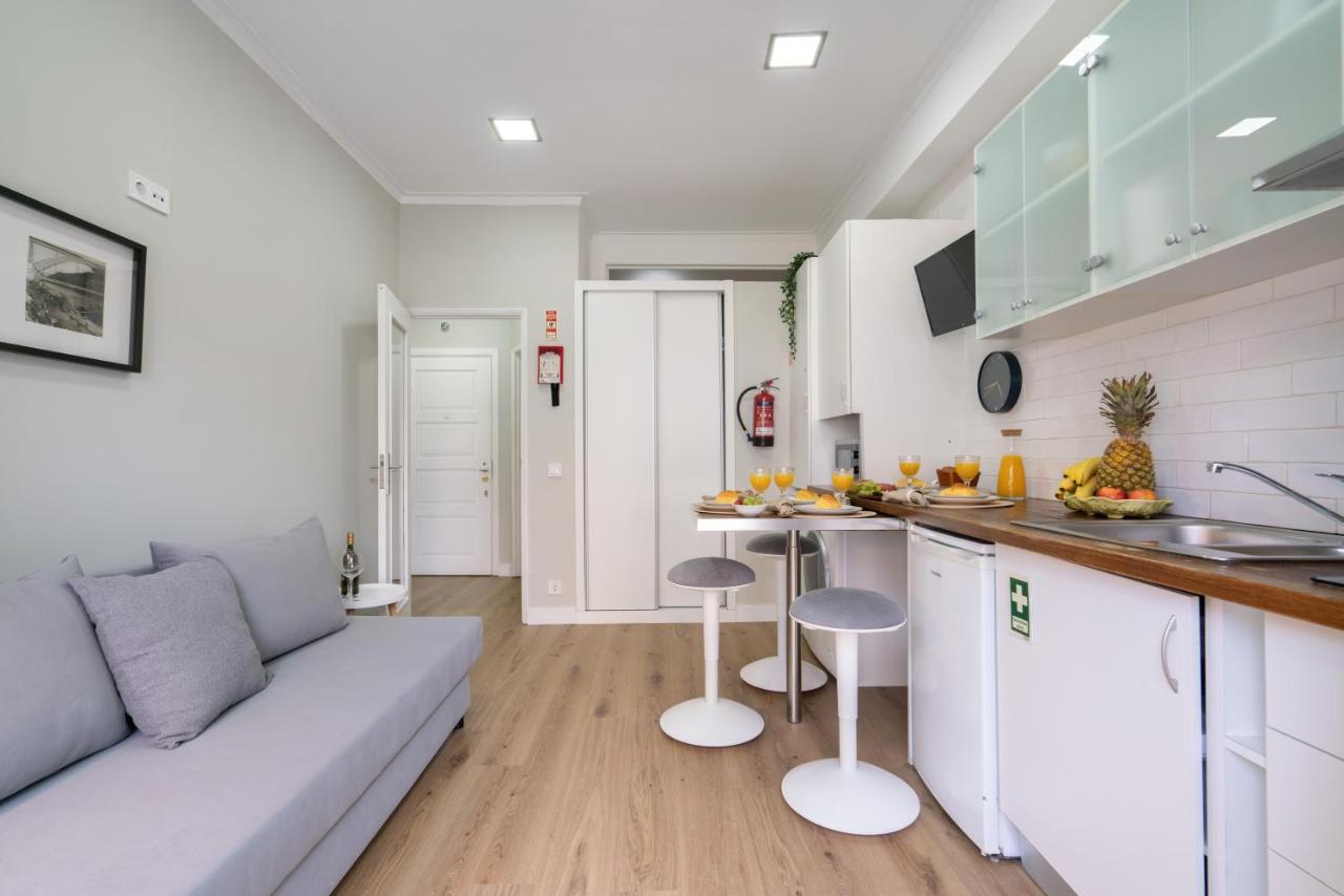 Host Wise - Modern Flats With Stunning Terrace Or Balcony - Central Location Porto Bagian luar foto