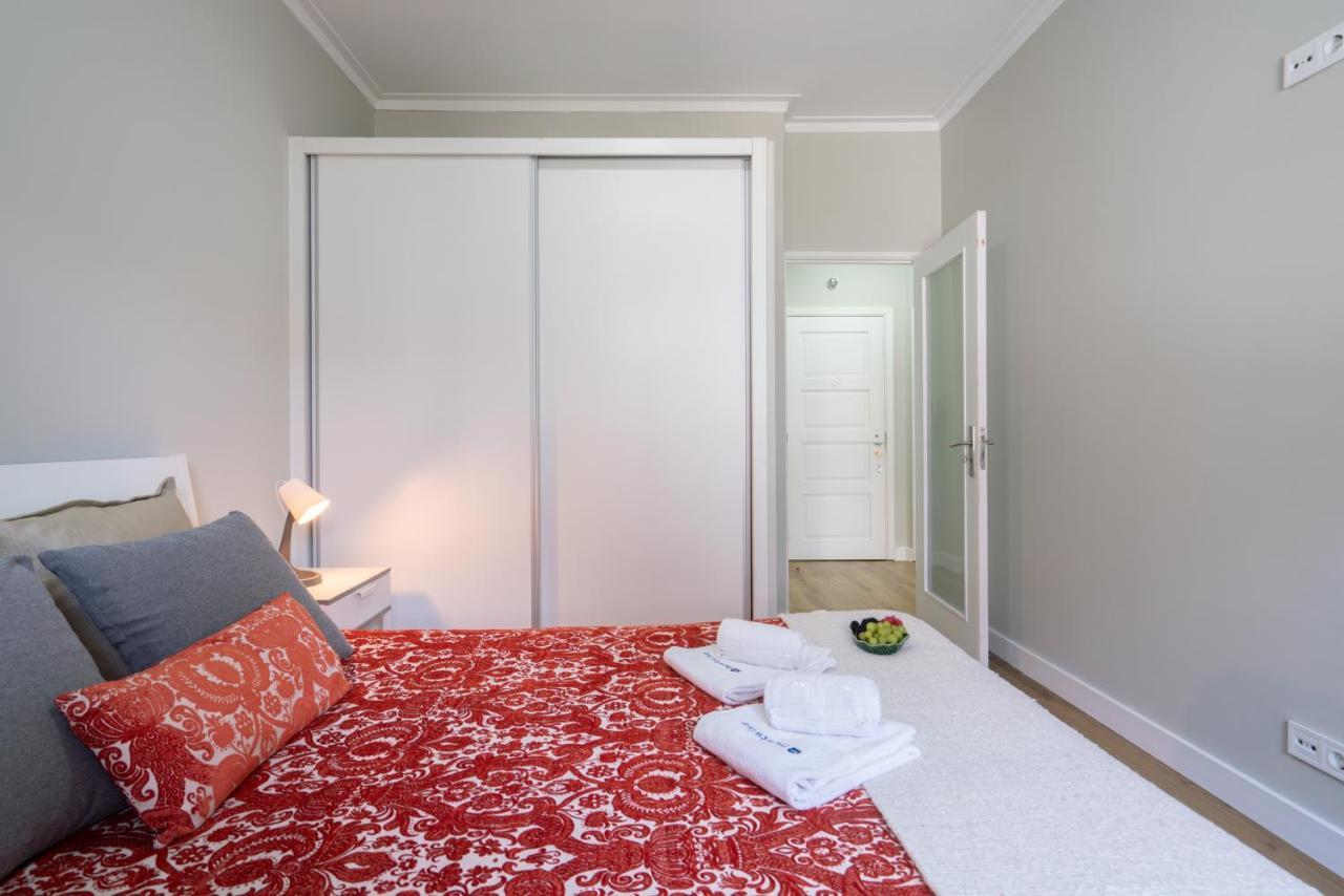 Host Wise - Modern Flats With Stunning Terrace Or Balcony - Central Location Porto Bagian luar foto